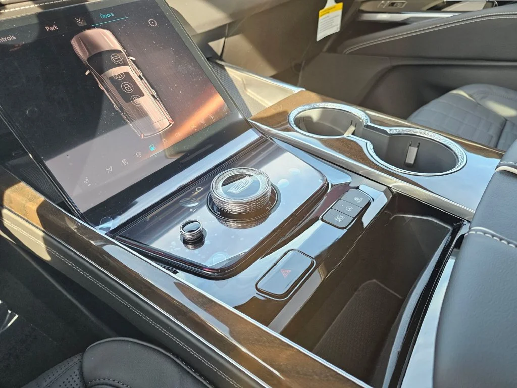 2026 Cadillac Escalade Platinum Sport - Photo 29