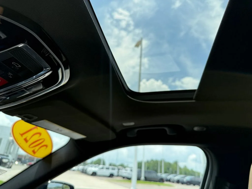 Used 2021 Black Jeep Overland image 14