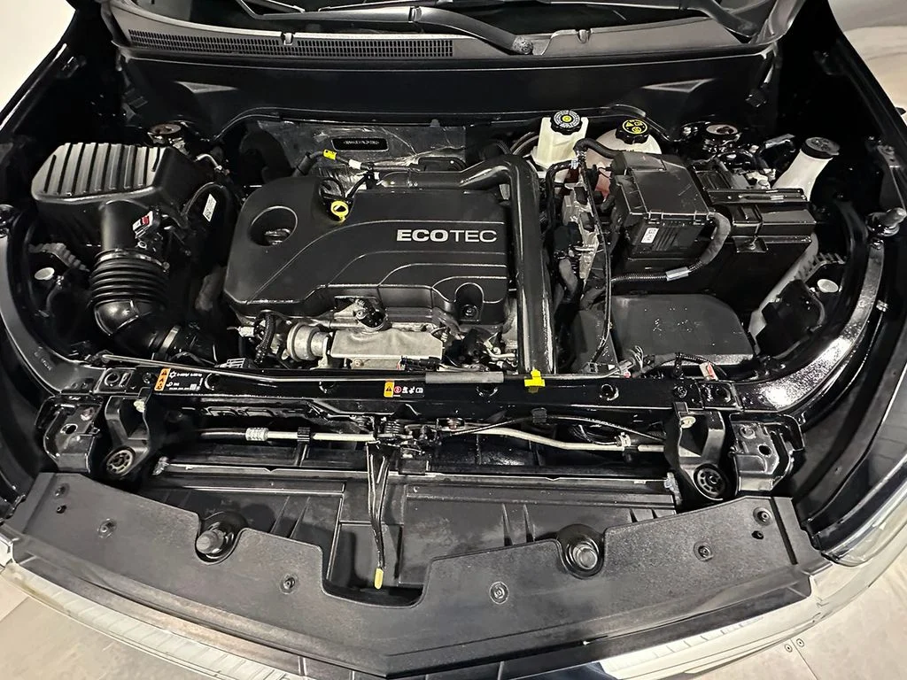 Used 2022 Black Chevrolet LT image 40