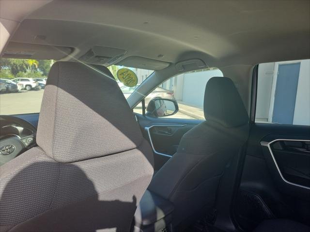 Certified Used 2024 RUBY FLARE PEARL Toyota  image 15