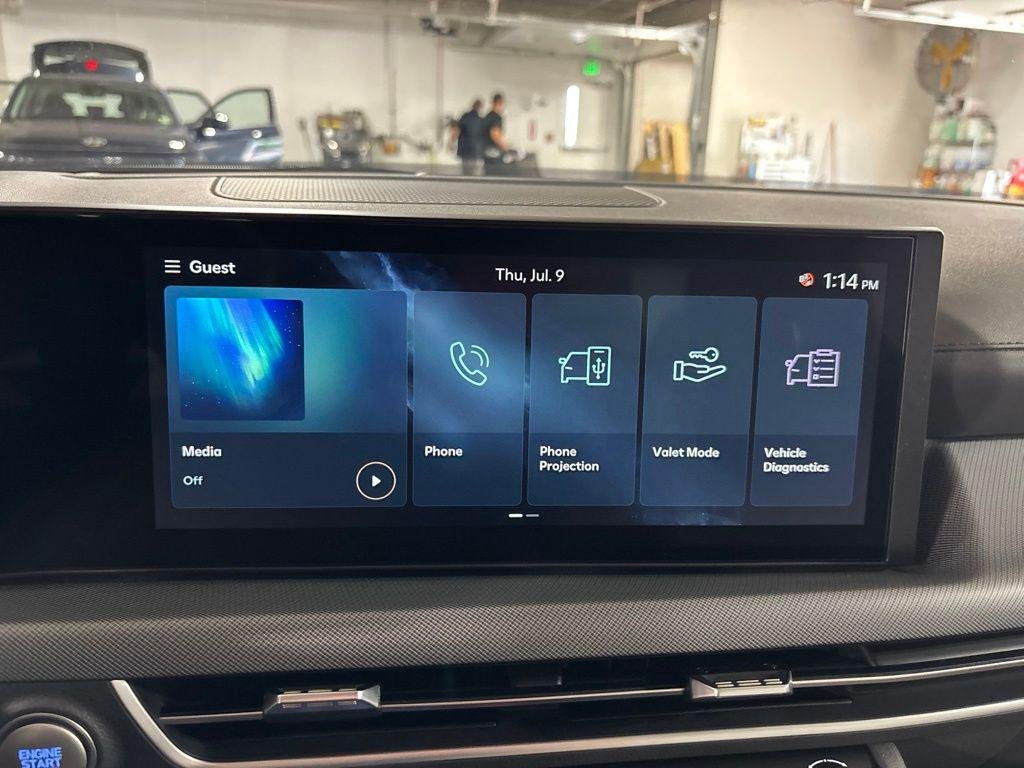 New 2026 Blue Hyundai SE image 16