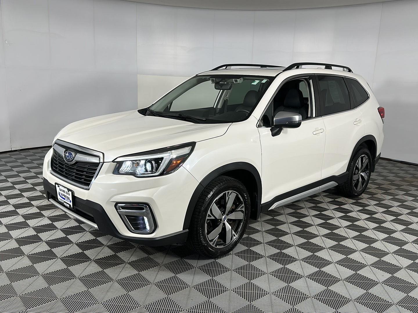 Used 2020 Crystal White Pearl Subaru Touring image 3