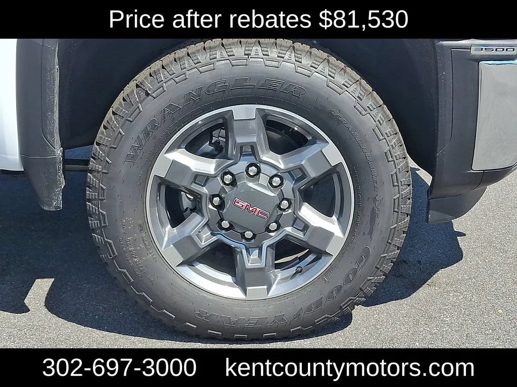 2026 GMC Sierra 3500HD SLT - Photo 9
