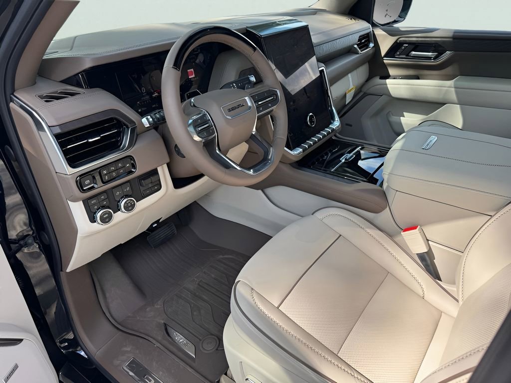 2026 GMC Yukon Denali - Photo 7