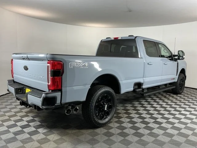 New 2026 Glacier Gray Metallic TriCoat Ford Lariat image 4