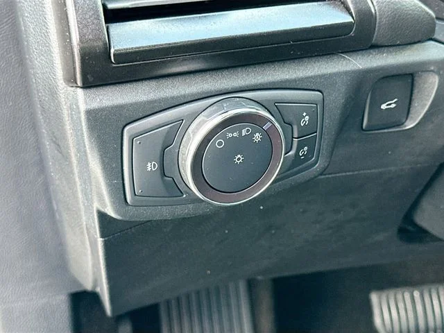 Used 2019 Gray Ford Titanium image 10