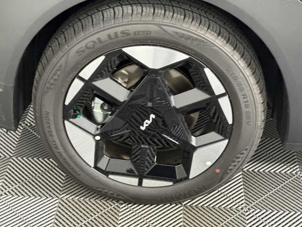 New 2027 Interstellar Gray Kia S image 5