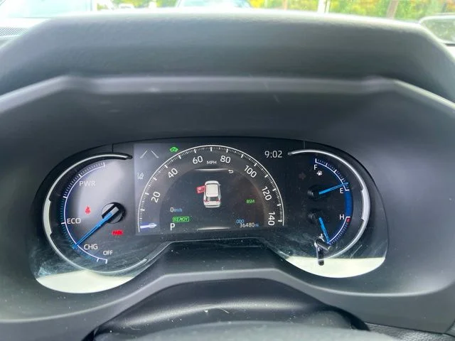Used 2024 Gray Toyota XLE Premium image 9