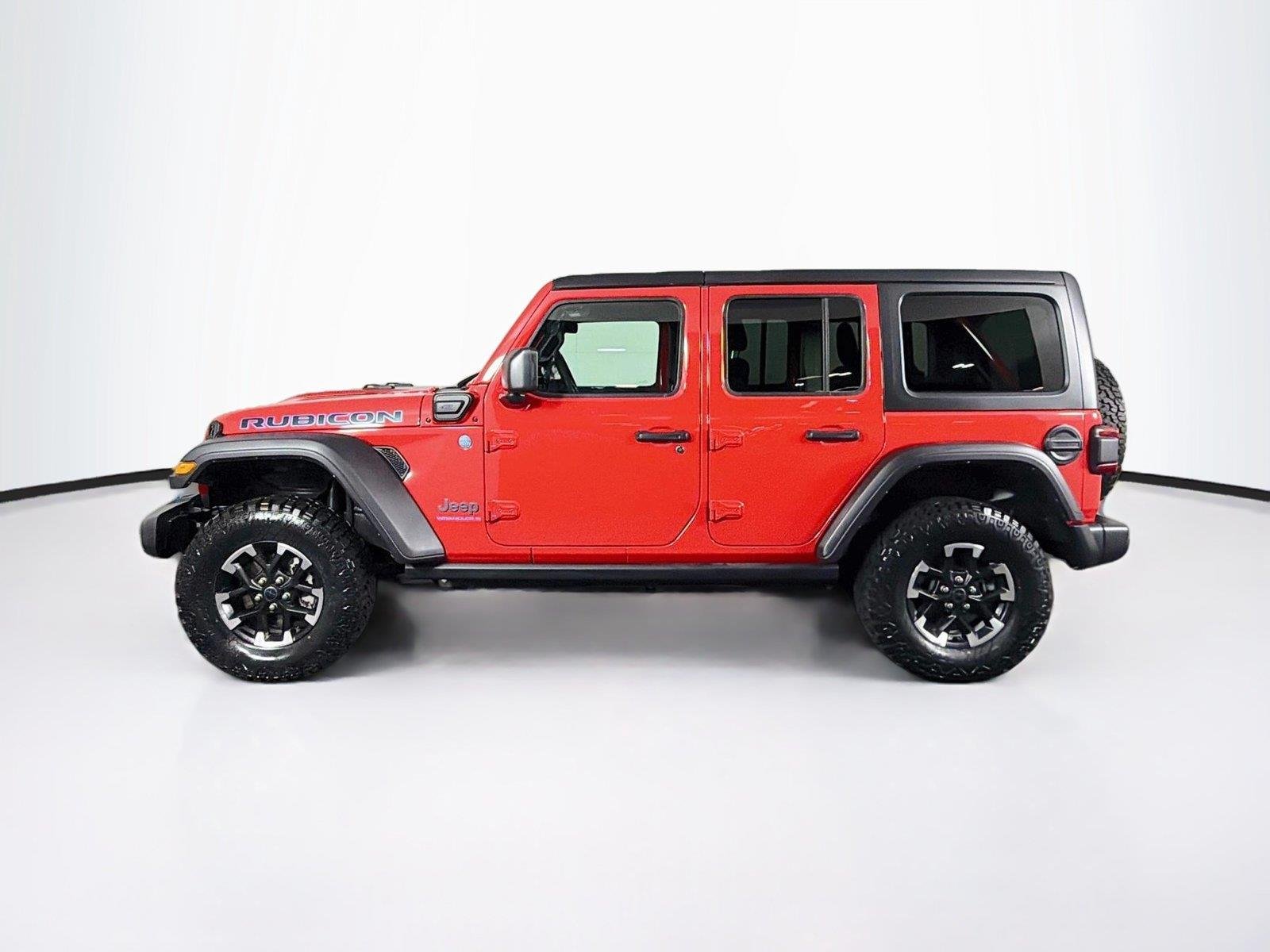 Used 2024 Firecracker Red Clearcoat Jeep Rubicon image 8