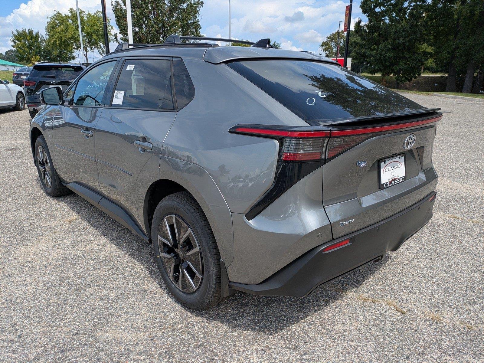 New 2026 Heavy Metal Toyota XLE image 6