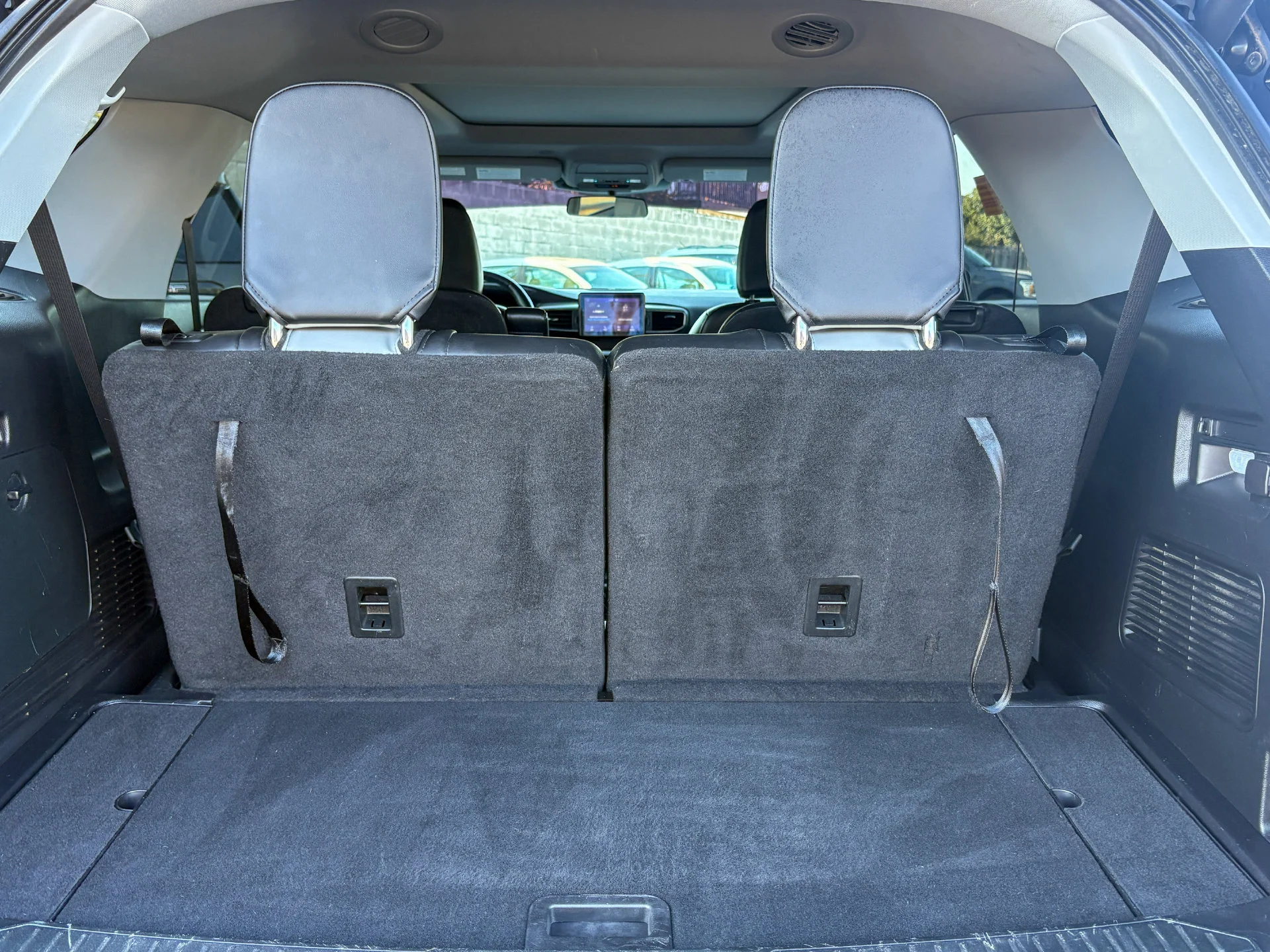 Used 2021 Blue Ford XLT image 34