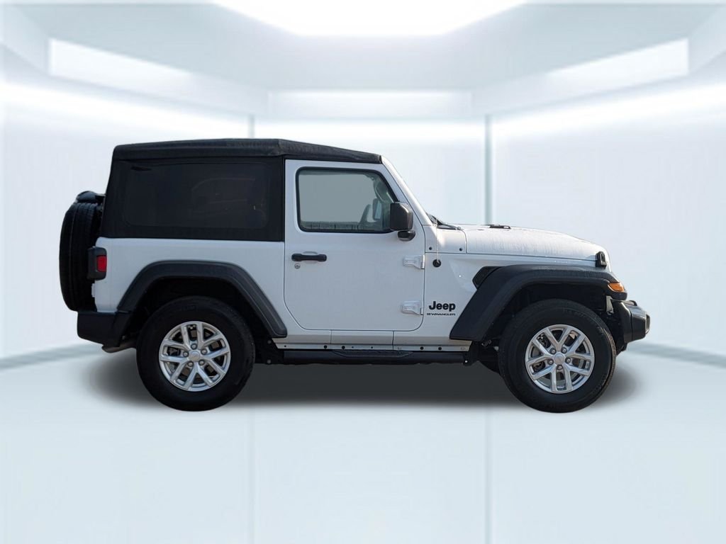 Used 2023 White Jeep Sport S image 8