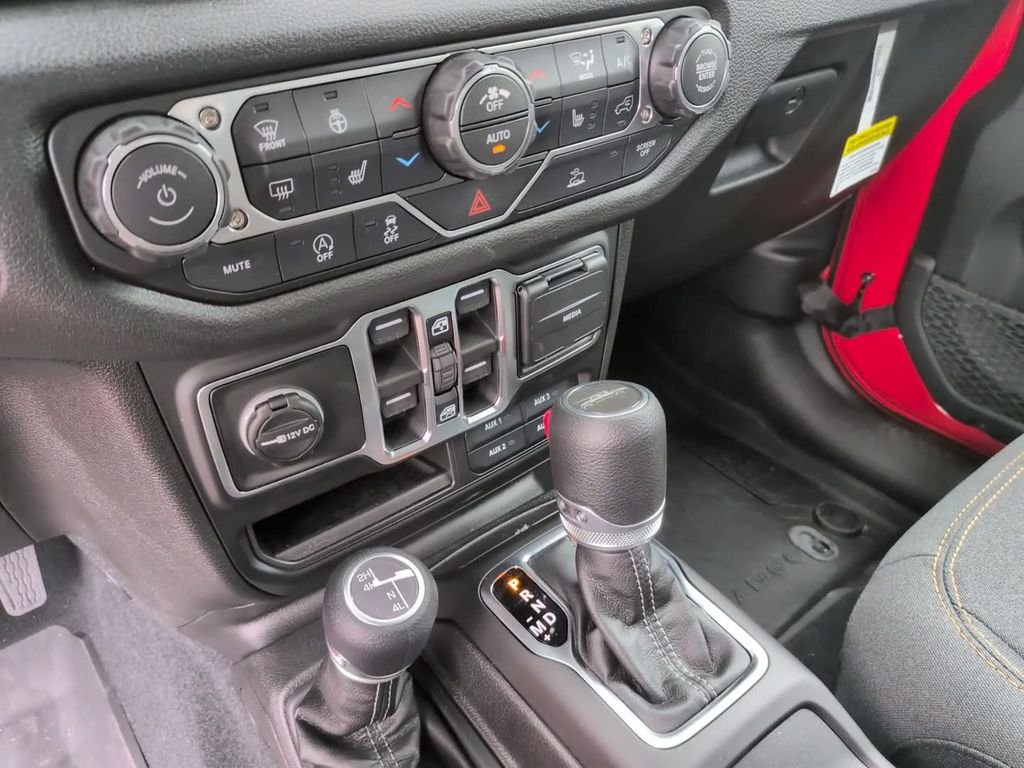 New 2026 Firecracker Red Clearcoat (DISC) Jeep Sport S image 27