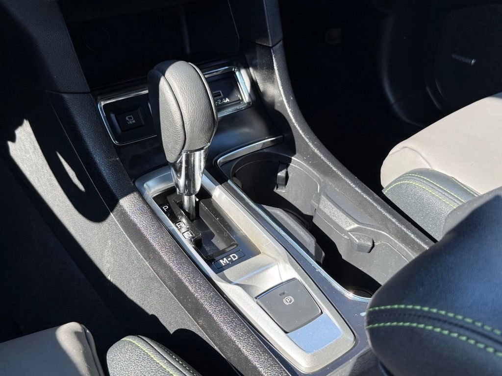 Used 2023 White Subaru Onyx Edition image 17