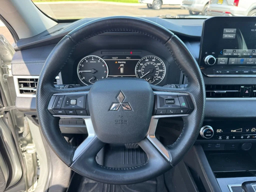 Used 2022 Silver Mitsubishi  image 25