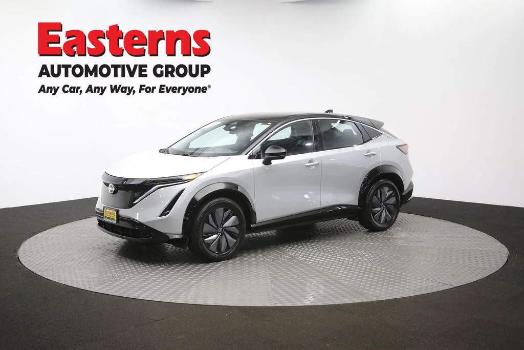 Used 2023 Silver Nissan ENGAGE image 54