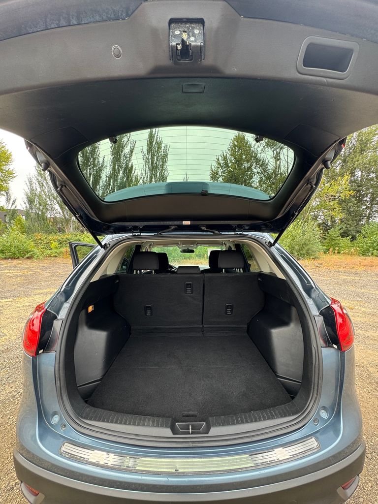 Used 2015 Blue Reflex Mica Mazda Sport image 8