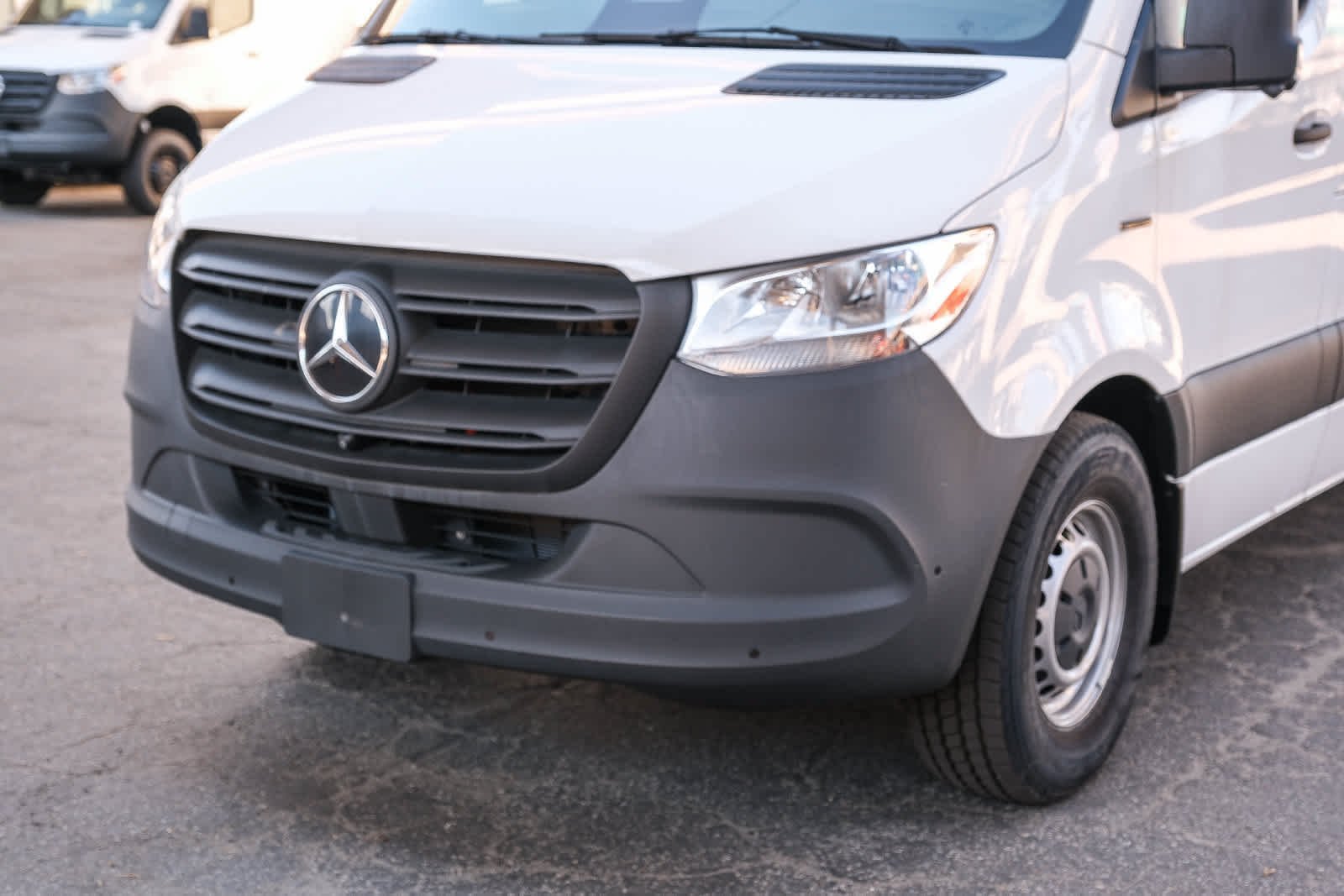 New 2025 Arctic White Mercedes-Benz Cargo 170 WB High Roof RWD Electric Motor image 11