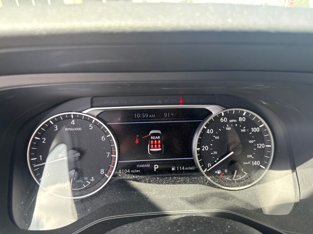 Used 2025 Gray Nissan S image 1