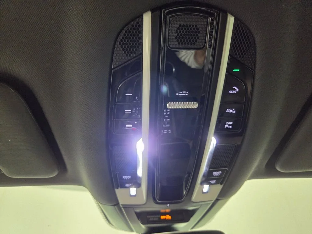 Used 2023 Chalk Porsche Platinum Edition image 14
