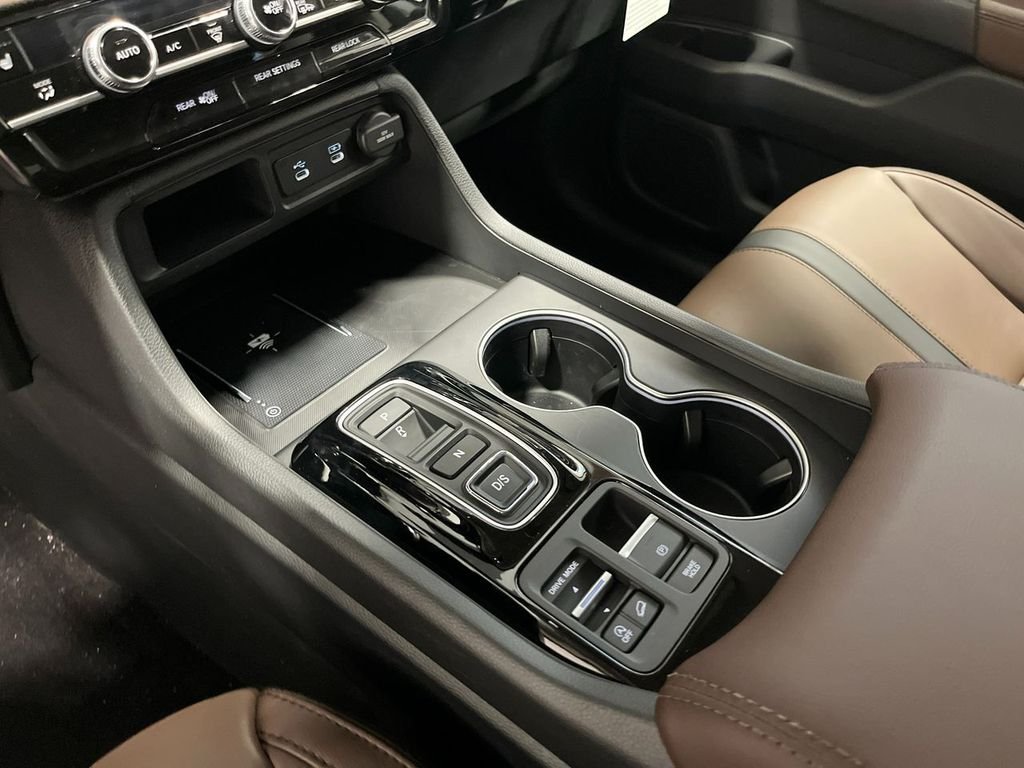New 2026 Platinum White Pearl Honda Touring image 17