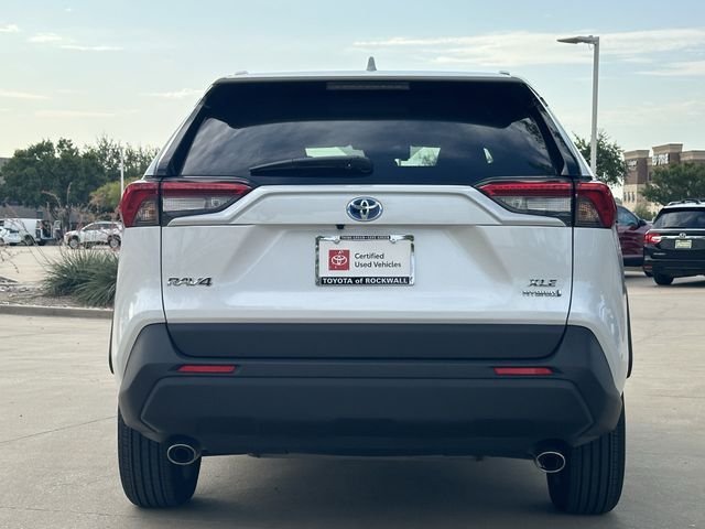 Certified Used 2023 Beige Toyota XLE Premium image 4