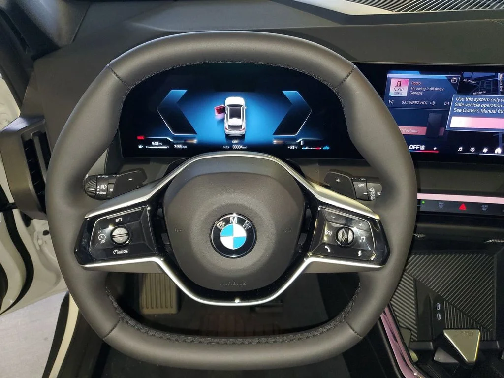 2026 BMW X3 30 - Photo 18