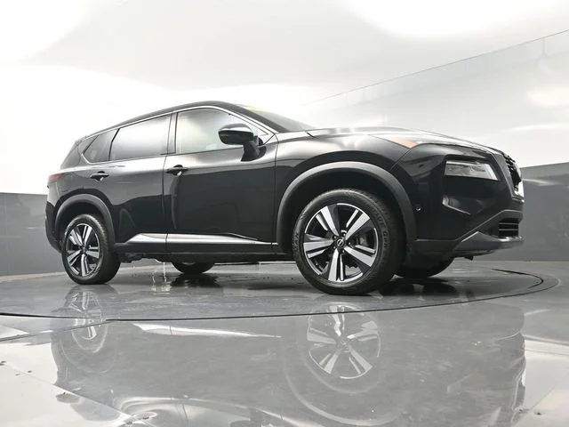 Used 2023 Black Nissan SL image 47