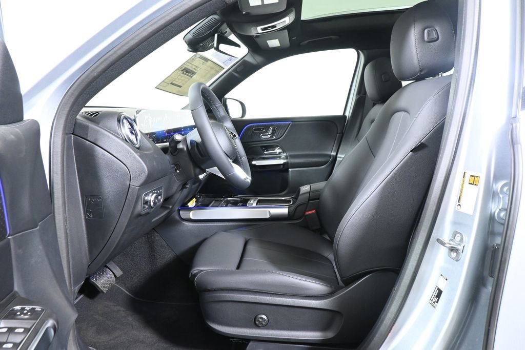 New 2026 Cirrus Silver Metallic Mercedes-Benz GLB 250 image 40