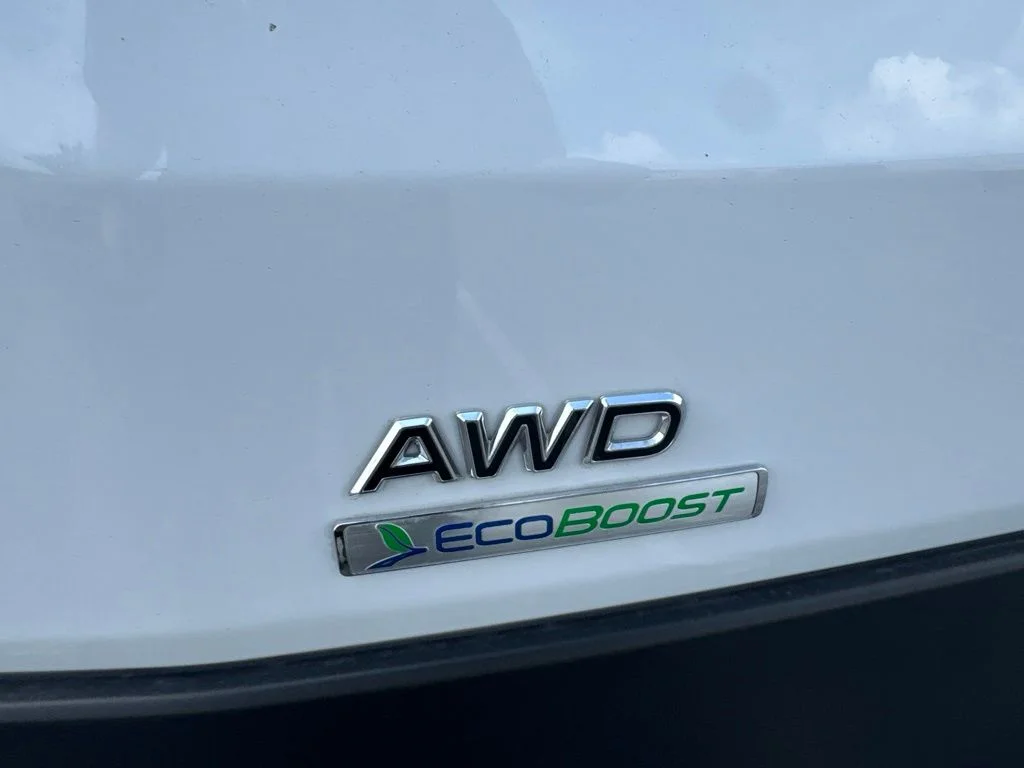 Used 2025 White Ford Base image 26