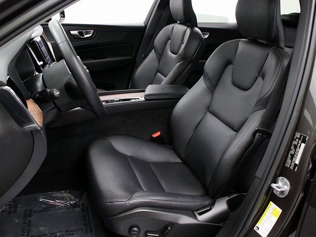 2023 Volvo XC60 Plus - Photo 9