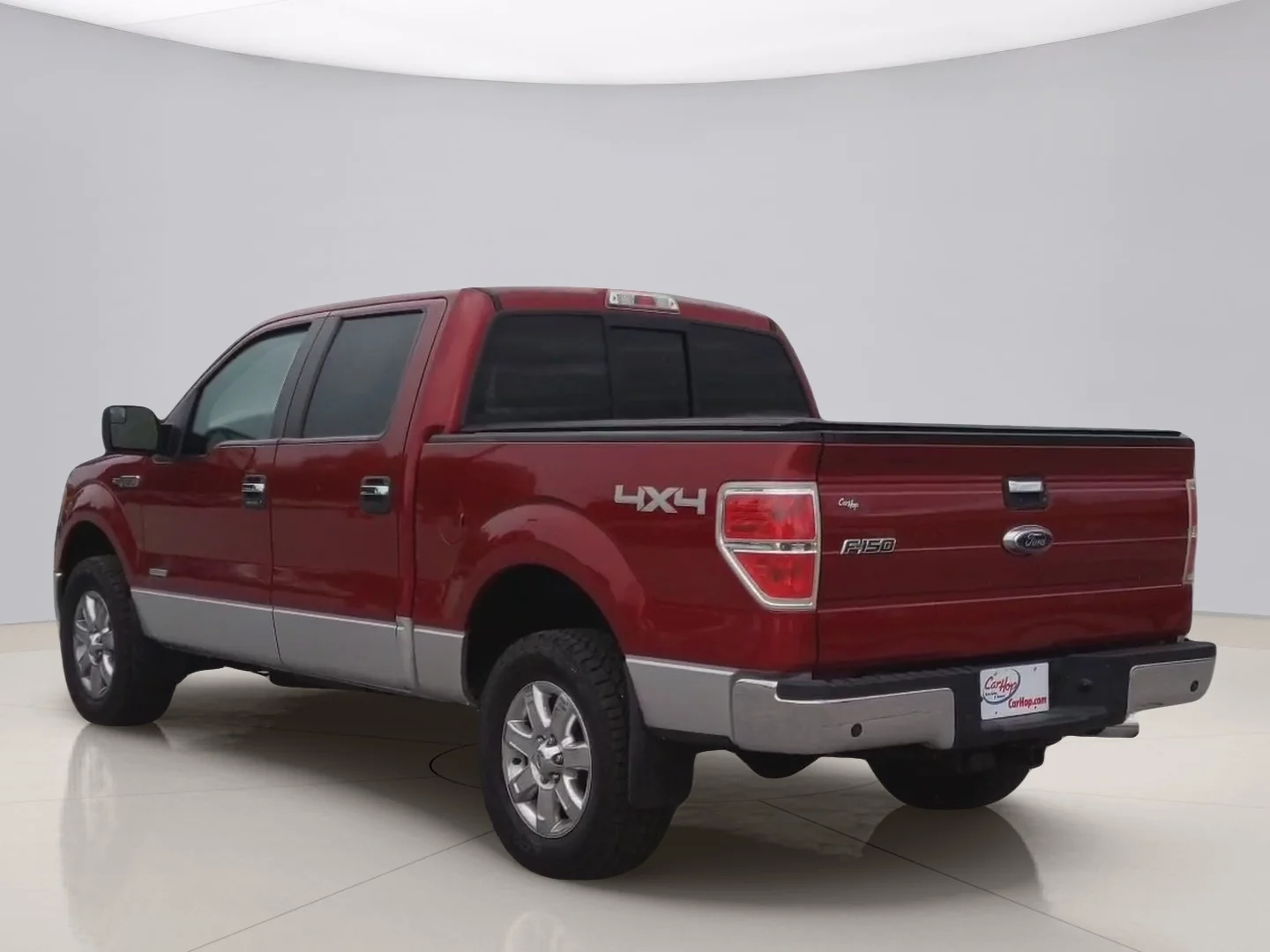 Used 2013 Red Ford XL image 3