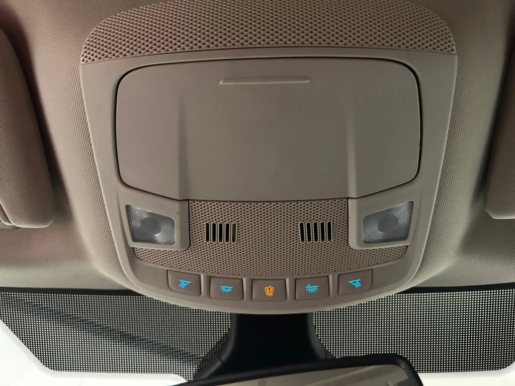 Used 2023 Gray Ford SEL image 29