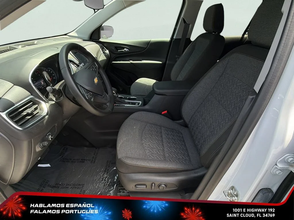 Used 2024 Summit White Chevrolet LT image 12