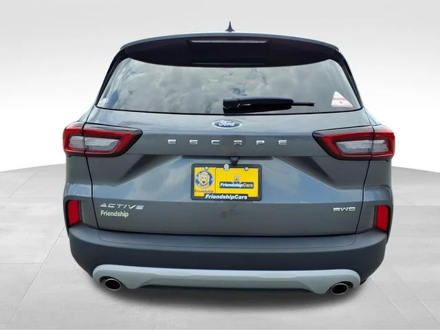 Used 2023 Gray Ford Active image 7