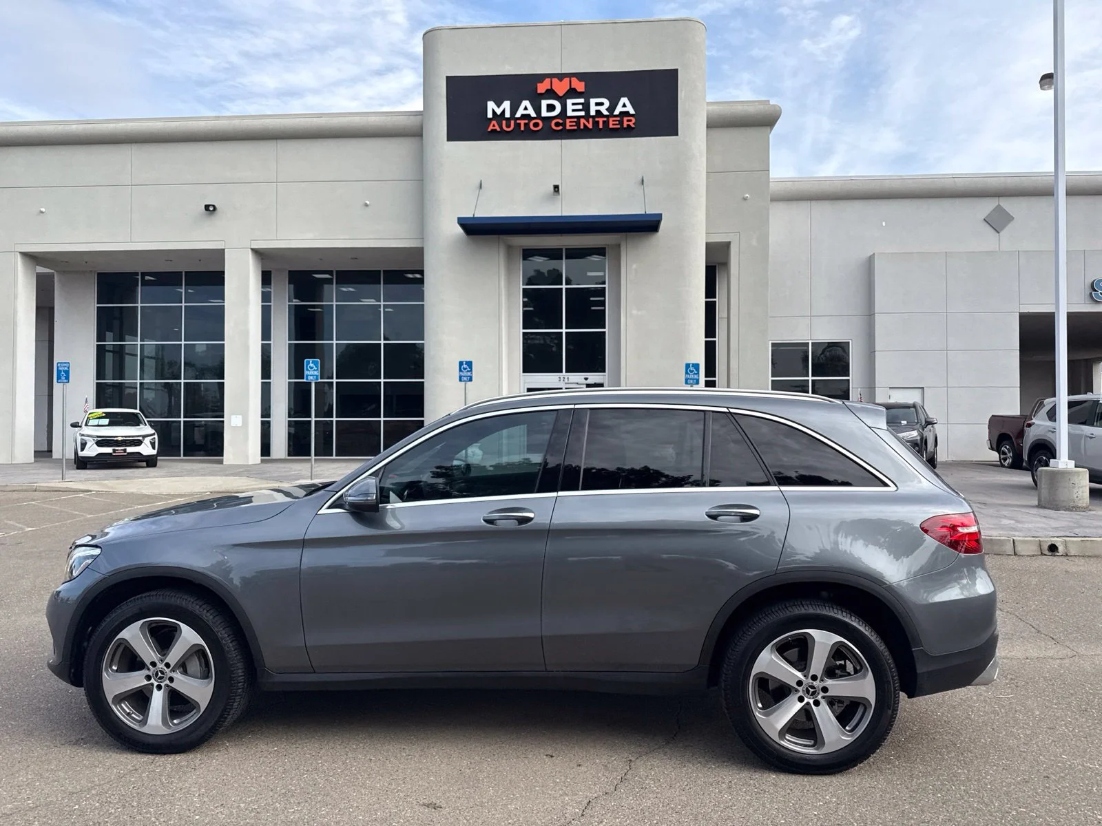 Used 2019 Gray Mercedes-Benz GLC 300 image 7