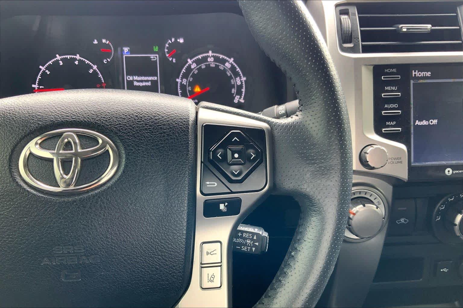 Used 2022 White Toyota SR5 Premium image 25