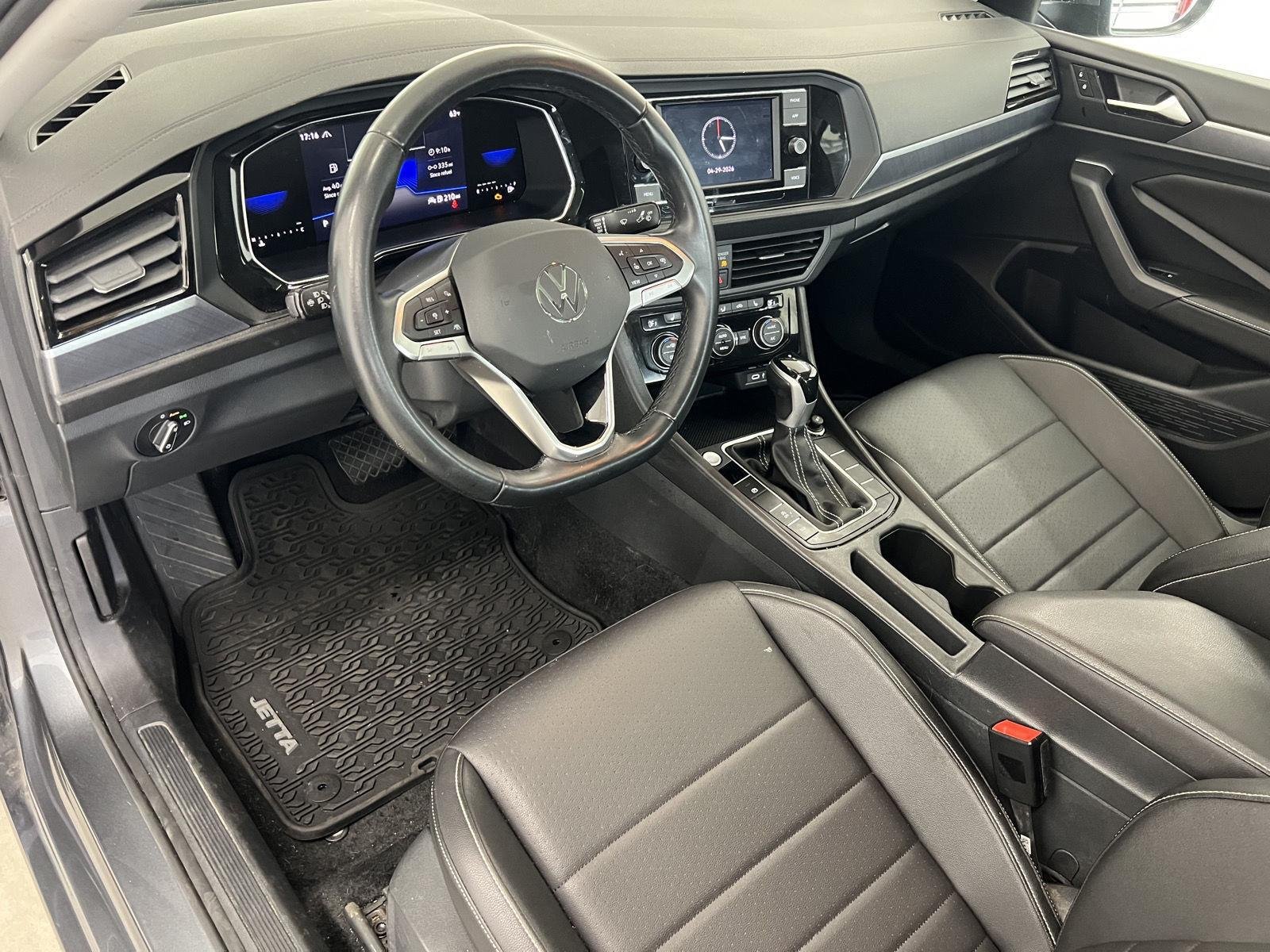 2023 Volkswagen Jetta SE - Photo 13