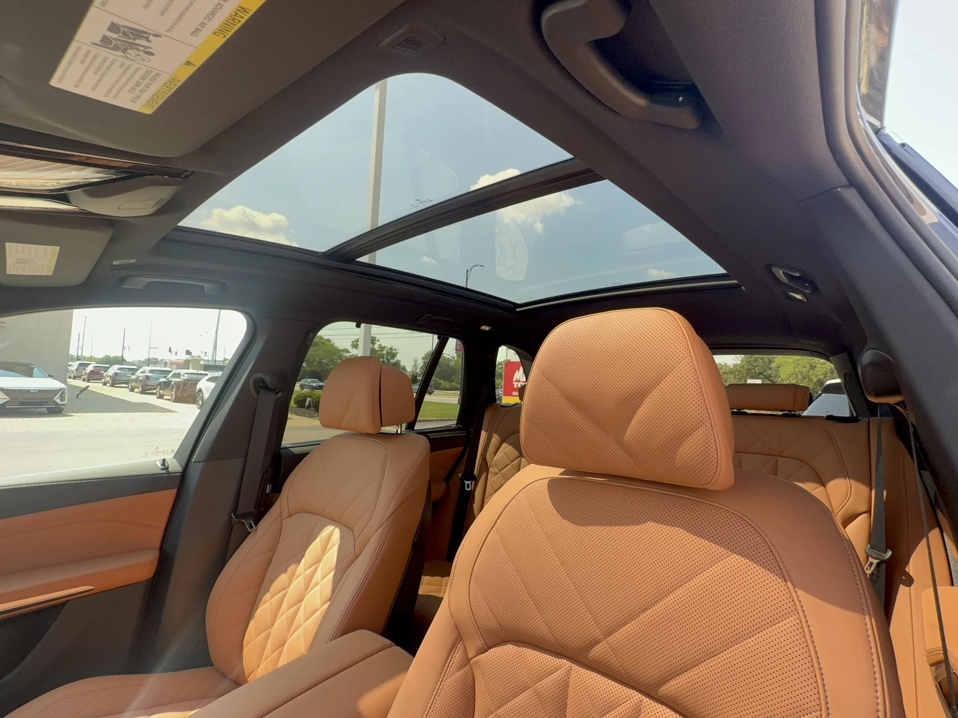 New 2026 Dravit Grey Metallic BMW xDrive40i image 24
