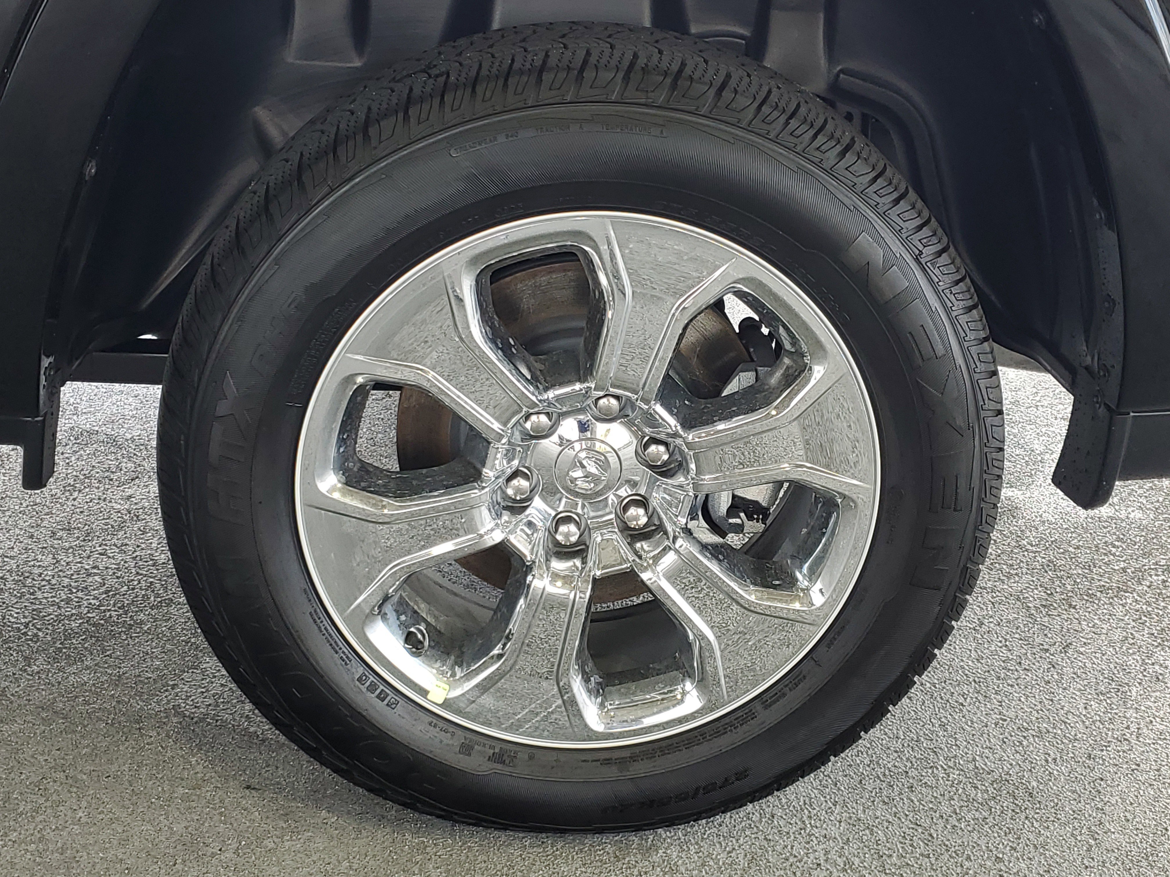 New 2026 Diamond Black Crystal Pearlcoat RAM Big Horn image 6