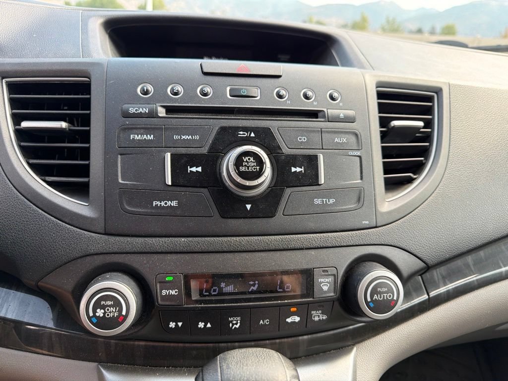 Used 2013 Alabaster Silver Metallic Honda EX-L image 26