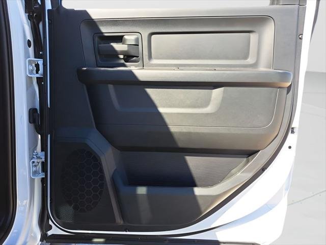 2026 RAM 3500 Tradesman - Photo 37
