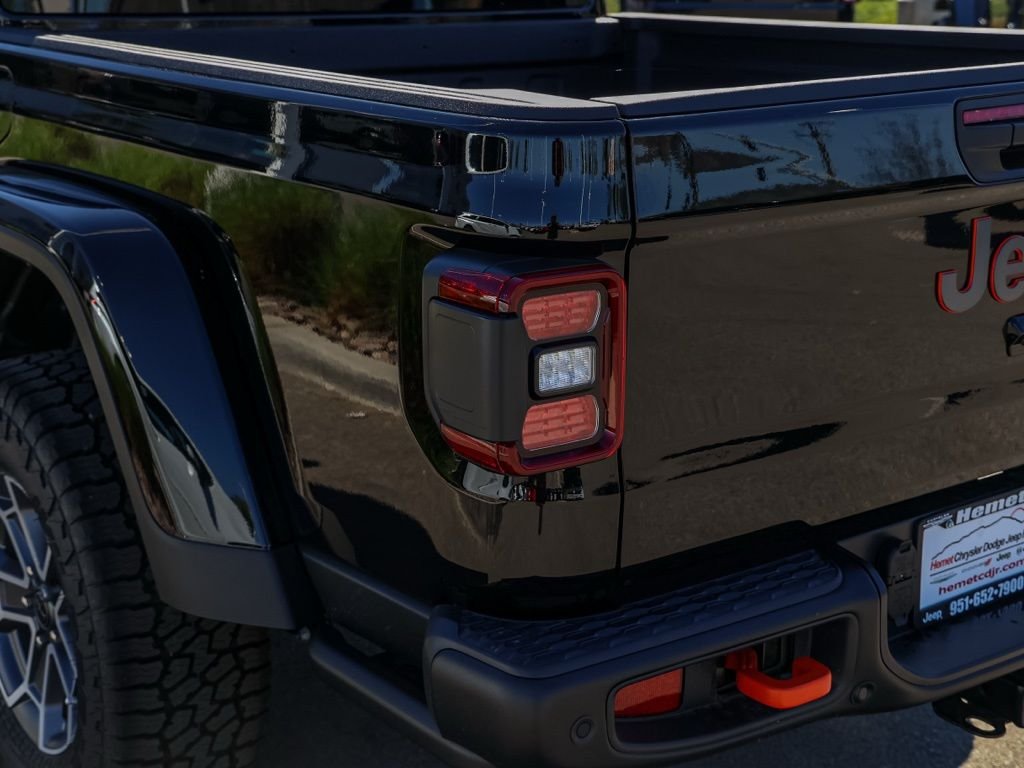 New 2026 Black Clear-Coat Exterior Paint Jeep Mojave image 6