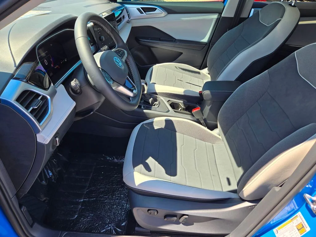 New 2026 Blue Volkswagen 1.5T SE image 6