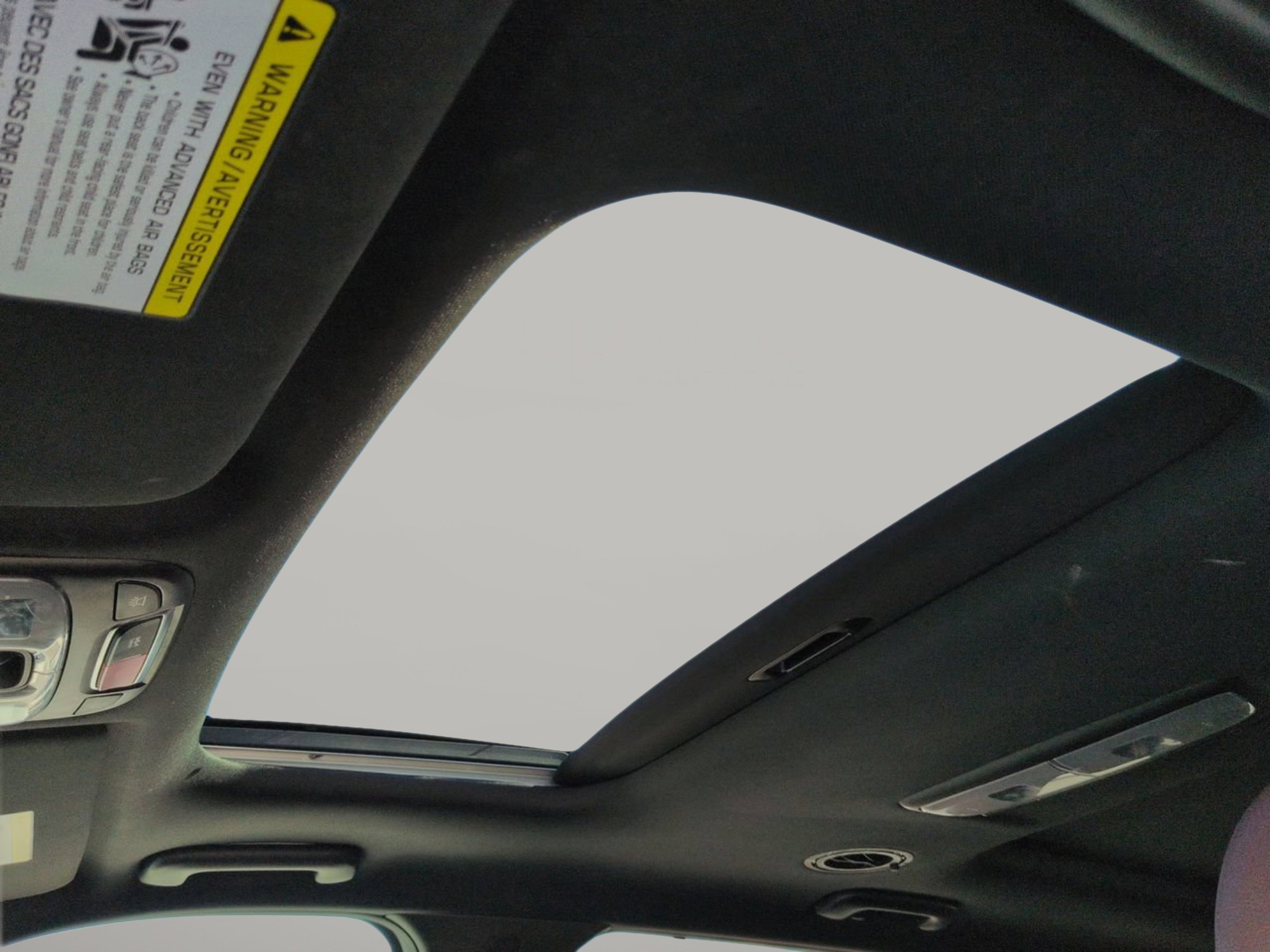 Certified Used 2023 Glacial White Pearl Kia SX image 20
