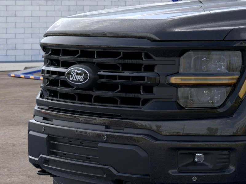 New 2026 Agate Black Metallic Ford XLT image 17