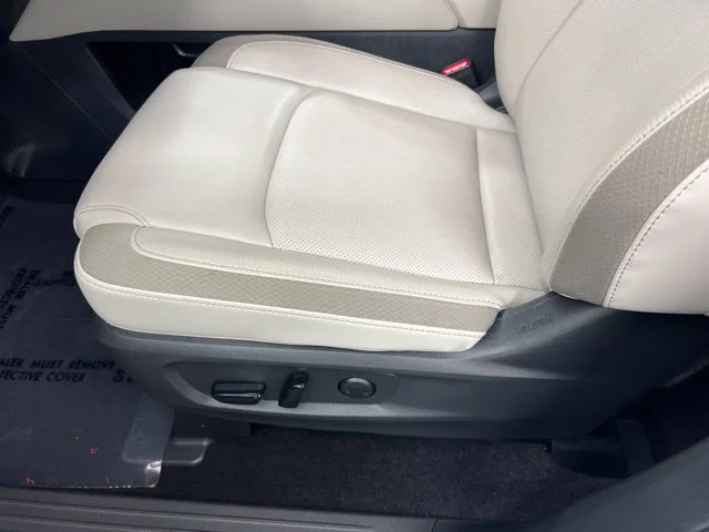 Used 2026 White Nissan SL image 14