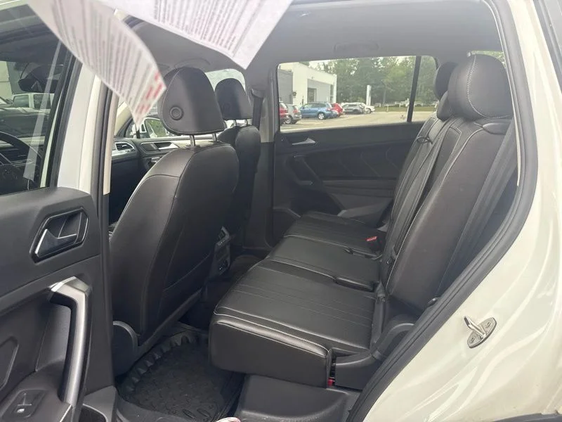 Used 2024  Volkswagen 2.0T SE image 11