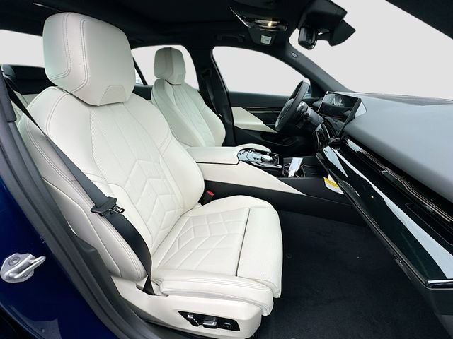 New 2026 Blue BMW 530i image 23