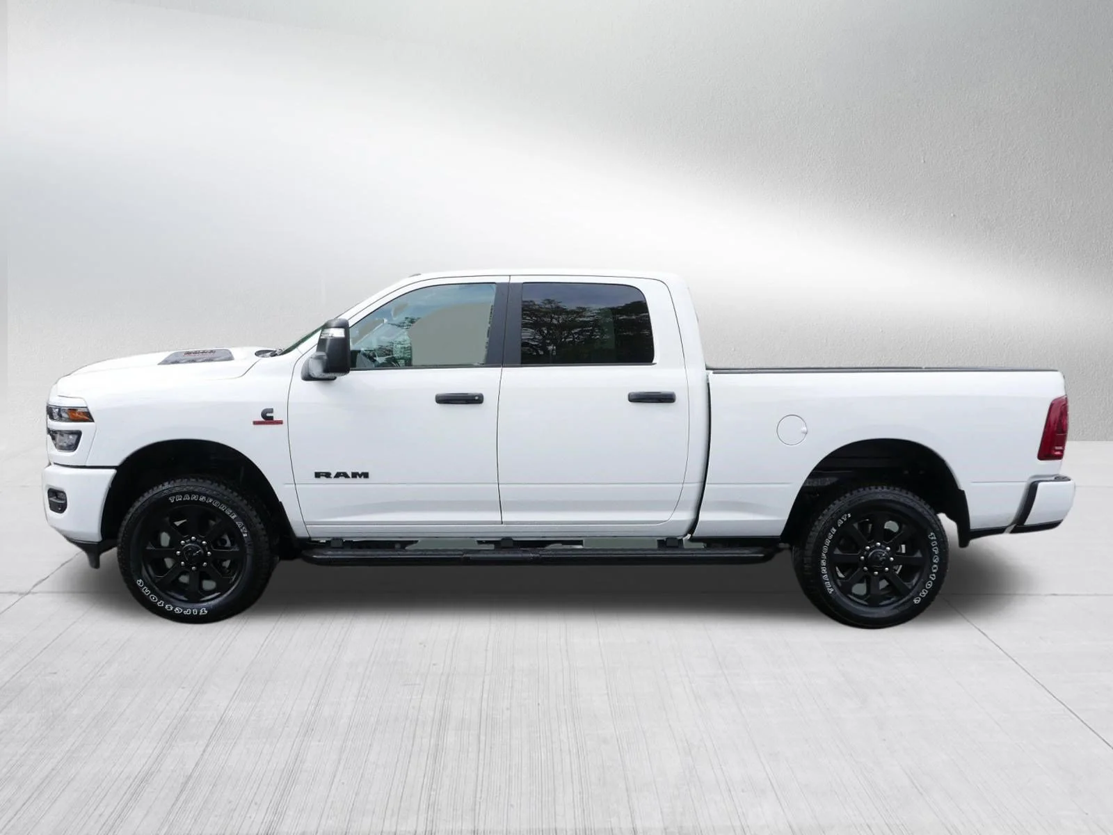 New 2026 Bright White Clear-Coat Exterior Paint RAM Big Horn image 8